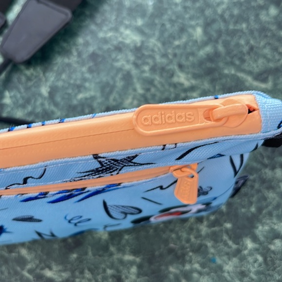 Disney Adidas Mickey Mouse crossbody bag with detachable strap by Adidas Neo - Picture 6 of 13